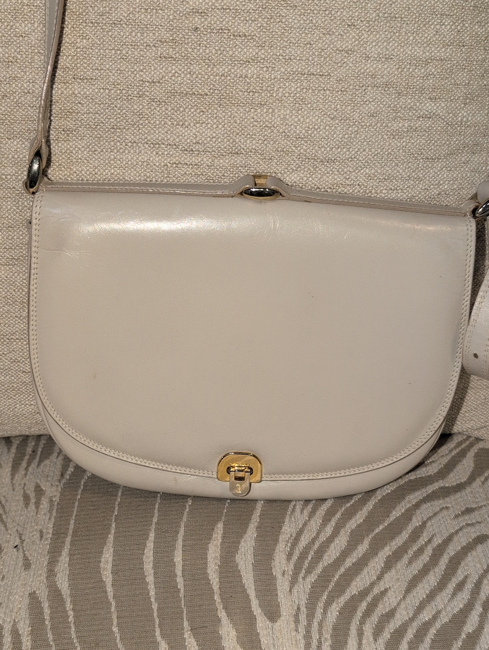 Bally Half Moon Saddle Bag In Beige Calfskin Leather - Vintage